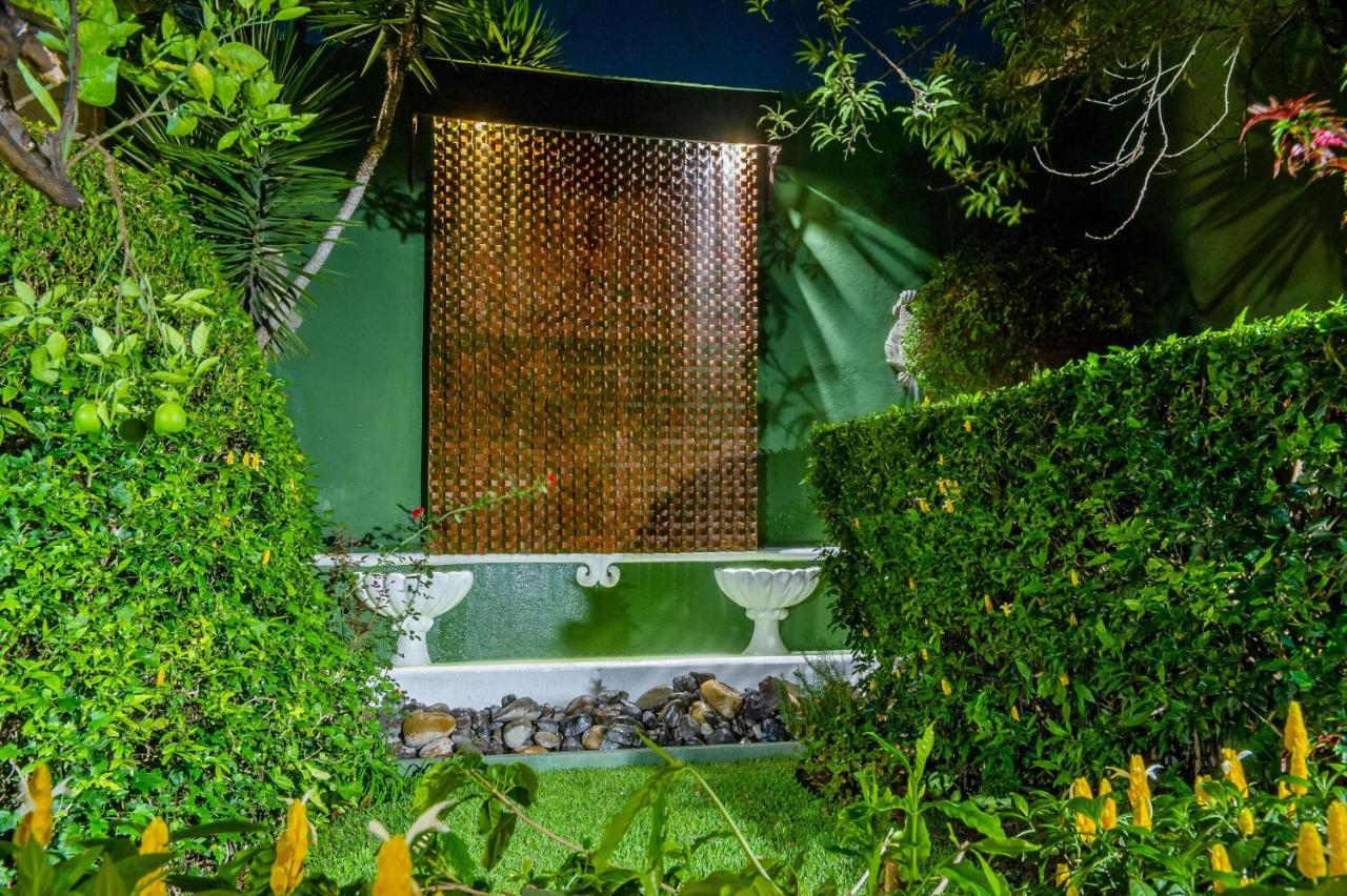 Hotel Casa Del Parque By Ahs Antigua Exterior foto